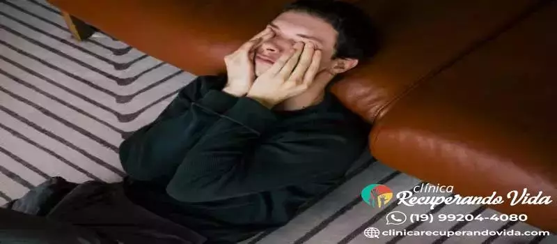 Como parar de fumar maconha? Clinica Recuperando Vida Clinica de Recuperação Como parar de fumar maconha?Clinica Recuperando Vida Clinica de Recuperação