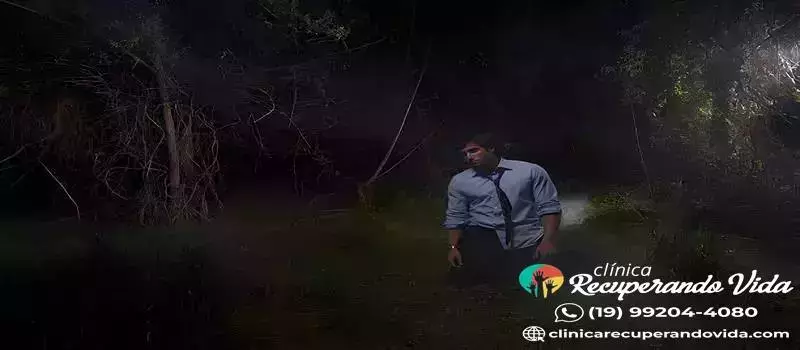  Dependência e o Abuso de ÁlcoolClinica Recuperando Vida Clinica de Recuperação